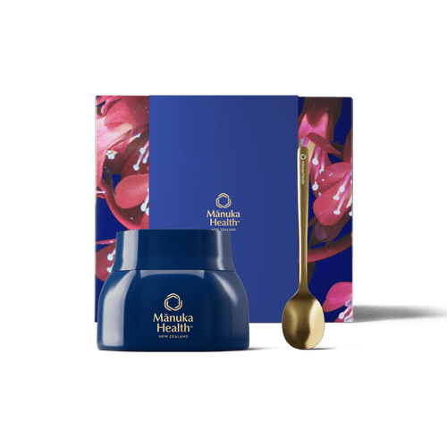 Manuka Health Manuka Honey MGO 600+ Kit on a clean white background.